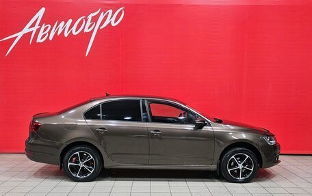 Volkswagen Jetta VI, 2012 год, 927 000 рублей, 6 фотография