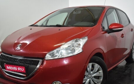 Peugeot 208 II, 2013 год, 699 000 рублей, 3 фотография