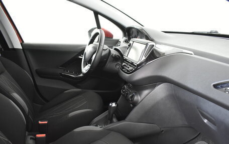 Peugeot 208 II, 2013 год, 699 000 рублей, 11 фотография