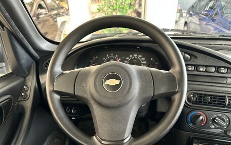 Chevrolet Niva I рестайлинг, 2015 год, 660 000 рублей, 7 фотография