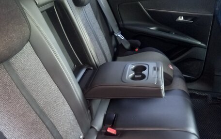 Peugeot 3008 II, 2017 год, 1 700 000 рублей, 18 фотография