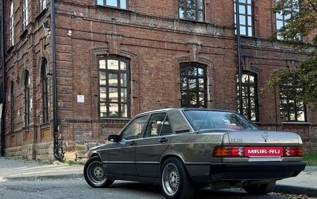 Mercedes-Benz 190 (W201), 1988 год, 359 000 рублей, 12 фотография