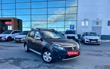 Renault Sandero I, 2013 год, 399 000 рублей, 2 фотография