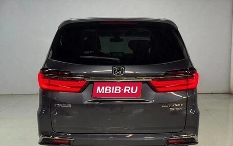 Honda Odyssey IV, 2021 год, 2 300 500 рублей, 6 фотография