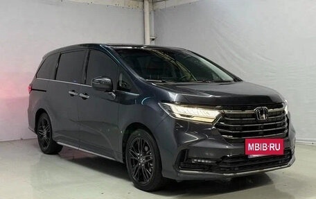 Honda Odyssey IV, 2021 год, 2 300 500 рублей, 3 фотография