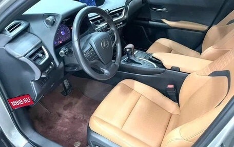 Lexus UX I, 2021 год, 2 000 500 рублей, 9 фотография