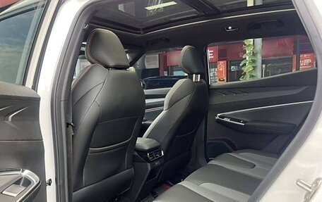 Geely Atlas, 2023 год, 1 500 000 рублей, 10 фотография