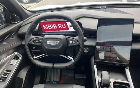 Geely Atlas, 2023 год, 1 500 000 рублей, 8 фотография