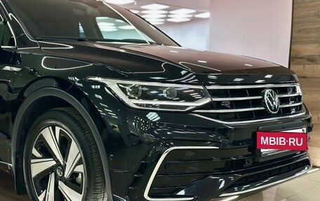 Volkswagen Tiguan II, 2023 год, 3 990 000 рублей, 12 фотография