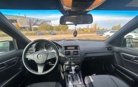 Mercedes-Benz C-Класс, 2010 год, 1 200 000 рублей, 8 фотография
