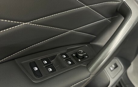 Volkswagen Tiguan II, 2023 год, 3 990 000 рублей, 38 фотография