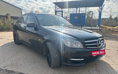 Mercedes-Benz C-Класс, 2010 год, 1 200 000 рублей, 3 фотография