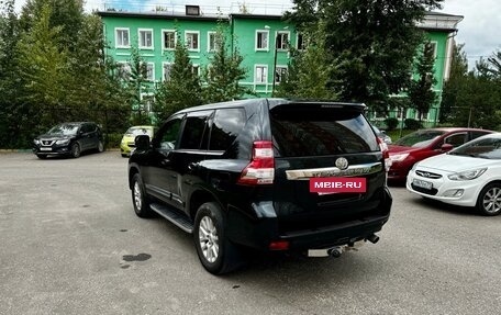 Toyota Land Cruiser Prado 150 рестайлинг 2, 2013 год, 3 450 000 рублей, 8 фотография