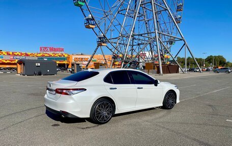 Toyota Camry, 2018 год, 2 490 000 рублей, 4 фотография