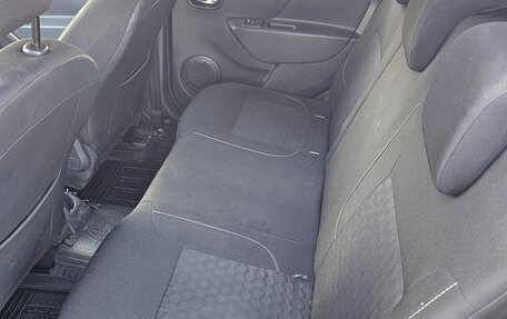Renault Sandero II рестайлинг, 2015 год, 750 000 рублей, 13 фотография