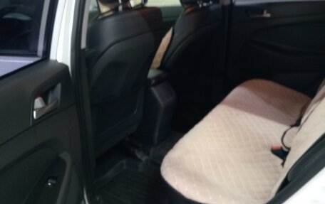 Hyundai Tucson III, 2018 год, 2 044 000 рублей, 10 фотография