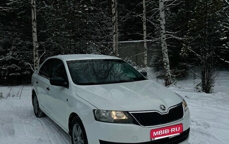 Skoda Rapid I, 2014 год, 800 000 рублей, 14 фотография