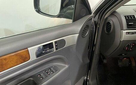 Volkswagen Touareg III, 2007 год, 1 120 000 рублей, 17 фотография