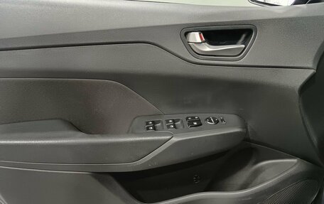 Hyundai Solaris II рестайлинг, 2018 год, 1 050 000 рублей, 11 фотография