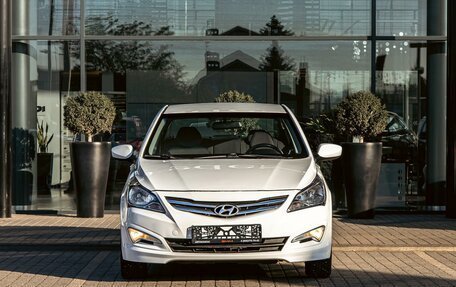Hyundai Solaris II рестайлинг, 2015 год, 1 095 000 рублей, 2 фотография