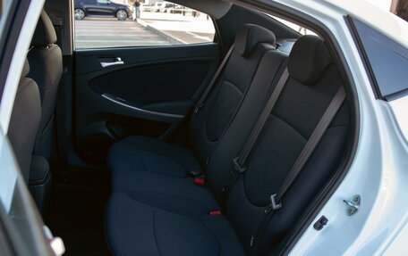 Hyundai Solaris II рестайлинг, 2015 год, 1 095 000 рублей, 17 фотография