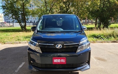Toyota Voxy III, 2015 год, 2 100 000 рублей, 1 фотография