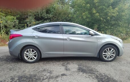 Hyundai Elantra V, 2012 год, 950 000 рублей, 4 фотография