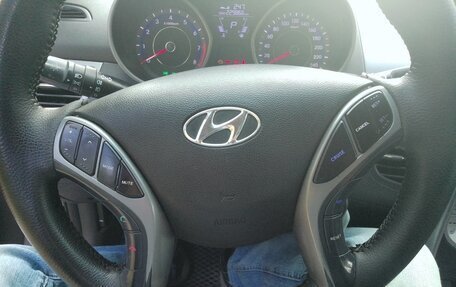 Hyundai Elantra V, 2012 год, 950 000 рублей, 11 фотография