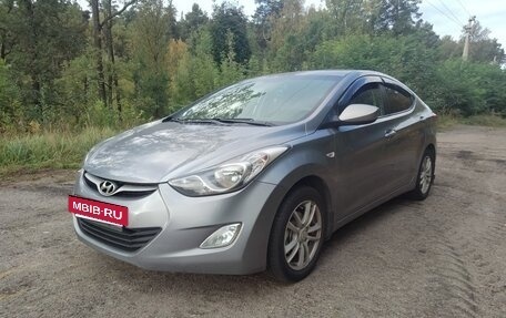 Hyundai Elantra V, 2012 год, 950 000 рублей, 6 фотография