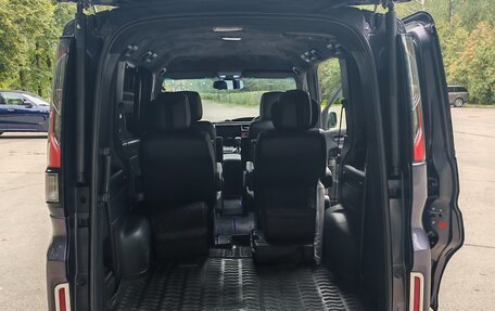 Honda Stepwgn IV, 2017 год, 2 300 000 рублей, 8 фотография