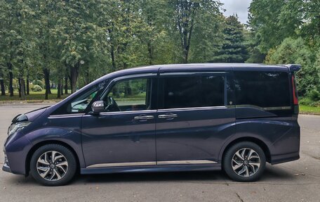 Honda Stepwgn IV, 2017 год, 2 300 000 рублей, 4 фотография