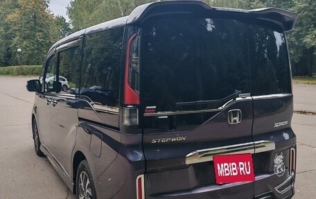 Honda Stepwgn IV, 2017 год, 2 300 000 рублей, 5 фотография