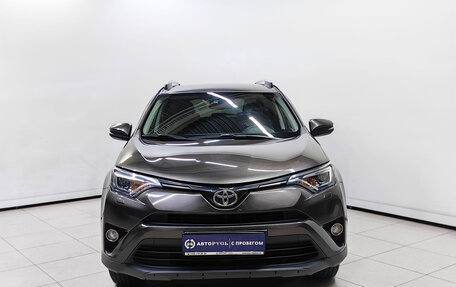 Toyota RAV4, 2018 год, 2 390 000 рублей, 3 фотография
