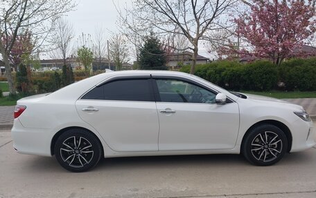 Toyota Camry, 2017 год, 2 320 000 рублей, 2 фотография