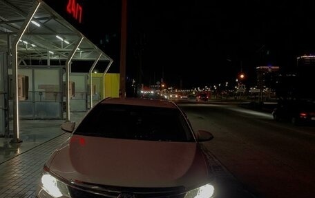 Toyota Camry, 2017 год, 2 320 000 рублей, 6 фотография