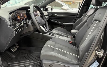 Volkswagen Golf VIII, 2021 год, 2 020 000 рублей, 10 фотография