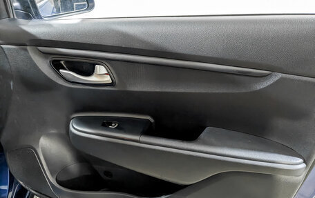 KIA Rio IV, 2021 год, 1 030 000 рублей, 22 фотография