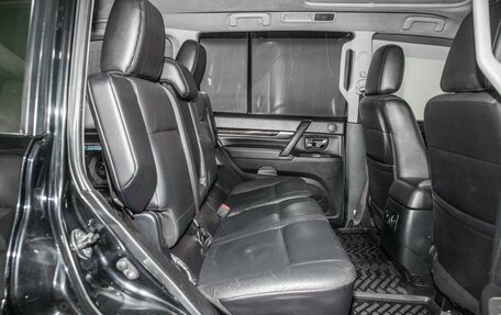Mitsubishi Pajero IV, 2011 год, 2 000 000 рублей, 7 фотография