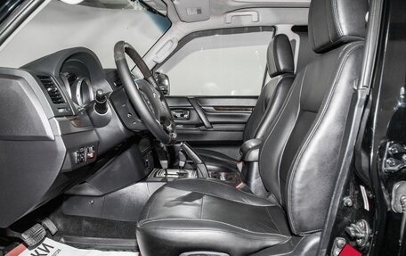 Mitsubishi Pajero IV, 2011 год, 2 000 000 рублей, 5 фотография