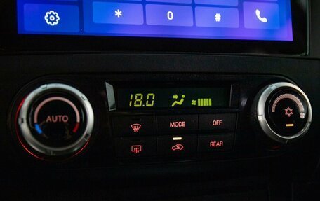 Mitsubishi Pajero IV, 2011 год, 2 000 000 рублей, 14 фотография