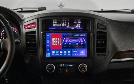 Mitsubishi Pajero IV, 2011 год, 2 000 000 рублей, 11 фотография
