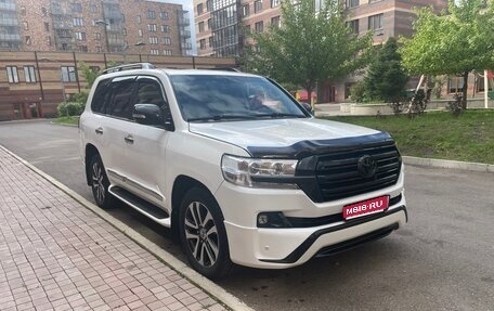 Toyota Land Cruiser 200, 2013 год, 3 550 000 рублей, 1 фотография