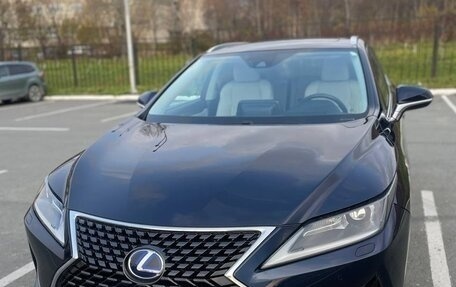 Lexus RX IV рестайлинг, 2021 год, 6 250 000 рублей, 1 фотография