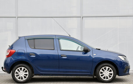 Renault Sandero II рестайлинг, 2018 год, 819 000 рублей, 4 фотография
