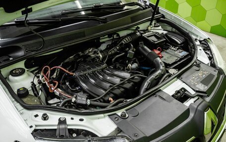 Renault Logan II, 2019 год, 900 000 рублей, 19 фотография
