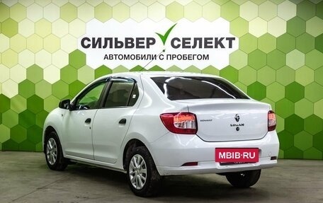 Renault Logan II, 2019 год, 900 000 рублей, 6 фотография