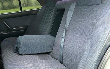 Toyota Crown, 1988 год, 145 000 рублей, 18 фотография