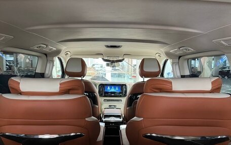 Mercedes-Benz Vito, 2024 год, 9 900 000 рублей, 5 фотография