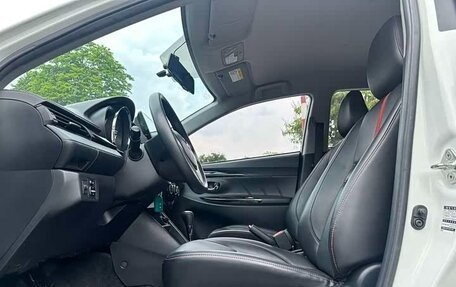 Toyota Yaris XP150 рестайлинг, 2021 год, 1 250 000 рублей, 8 фотография