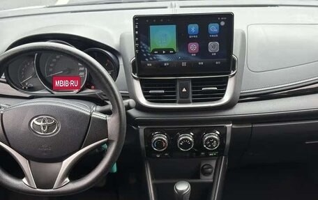 Toyota Yaris XP150 рестайлинг, 2021 год, 1 250 000 рублей, 9 фотография